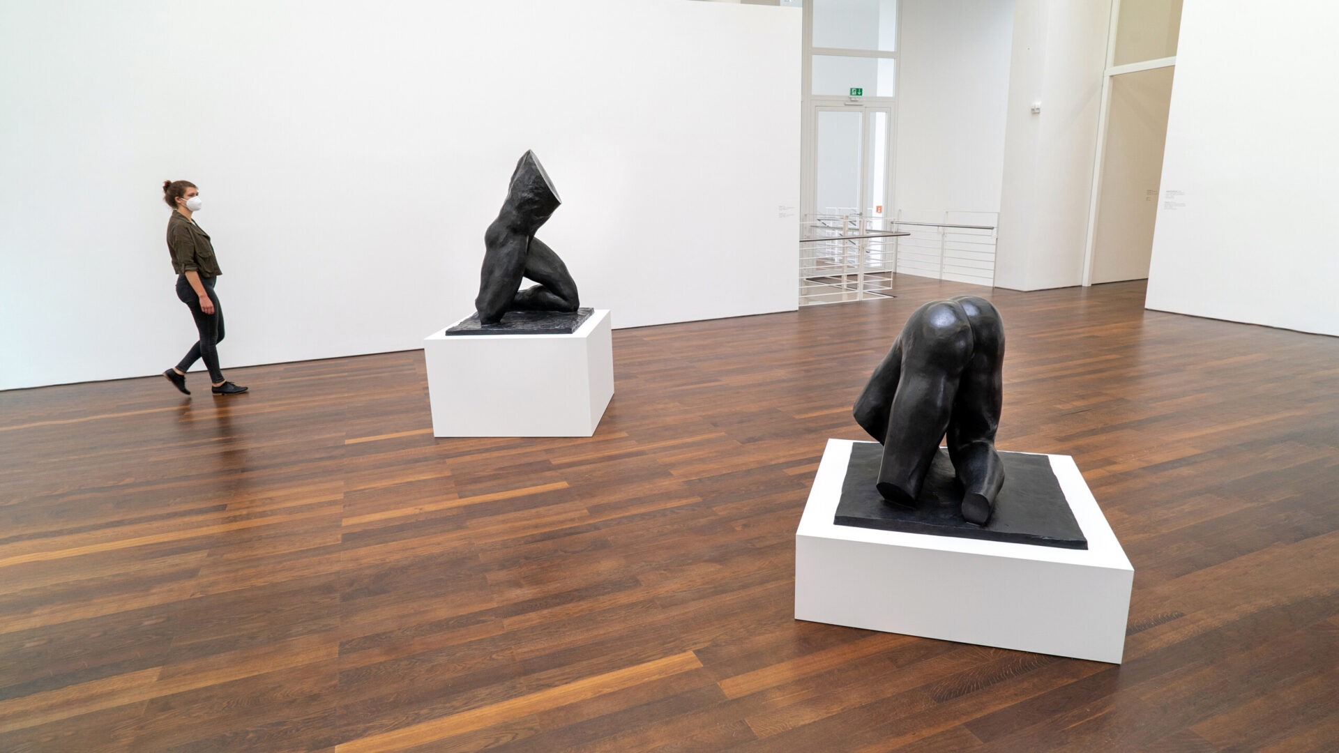 Stella Hamberg. Corpus, Arp Museum, Remagen 2021; Foto: Thomas Köster